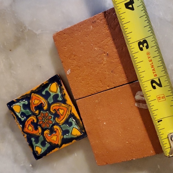 Lot 3 Talavera Mexican  handpainted 2" tiles -floral circle designs - Picture 5 of 5